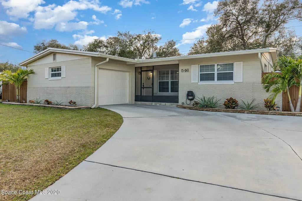 546 Eloise Avenue Titusville FL 32796