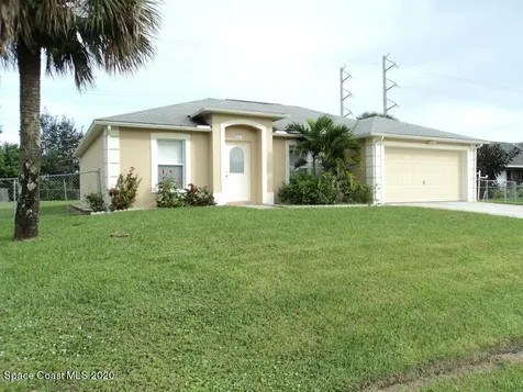 721 Glencove Avenue NW Palm Bay FL 32907