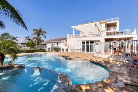 1325 S Miramar Avenue Indialantic FL 32903