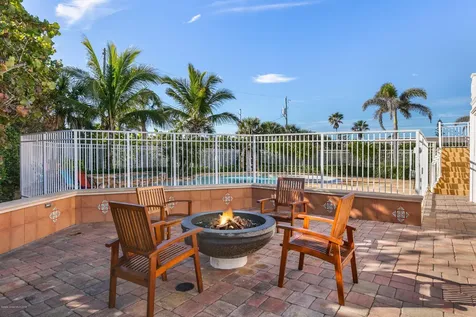 1325 S Miramar Avenue Indialantic FL 32903