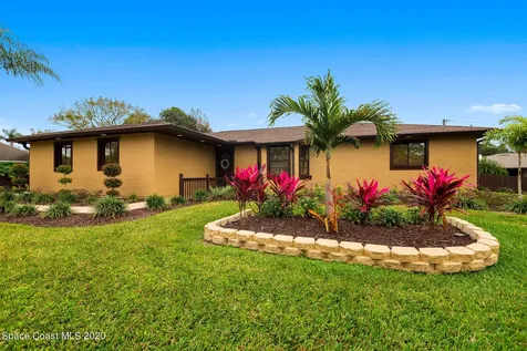 941 Peachland Avenue NE Palm Bay FL 32907
