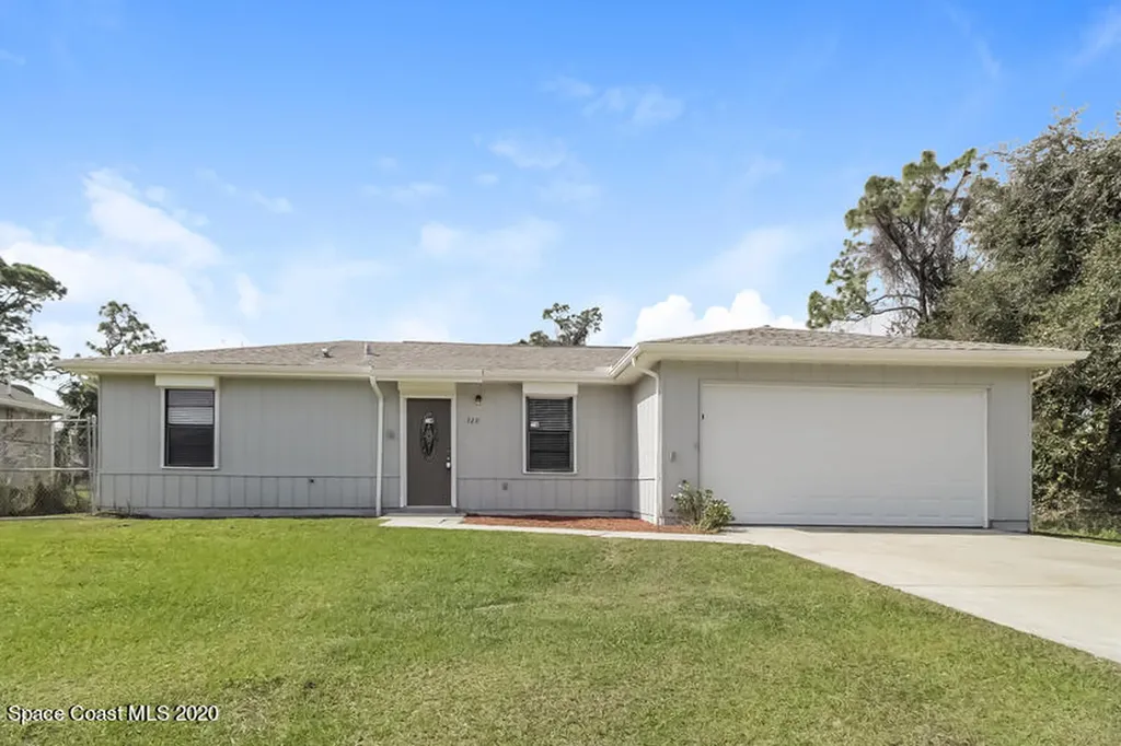 320 Wilton Avenue SW Palm Bay FL 32908