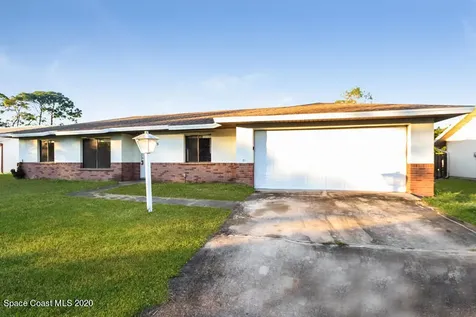 619 Kempten Street NW Palm Bay FL 32907