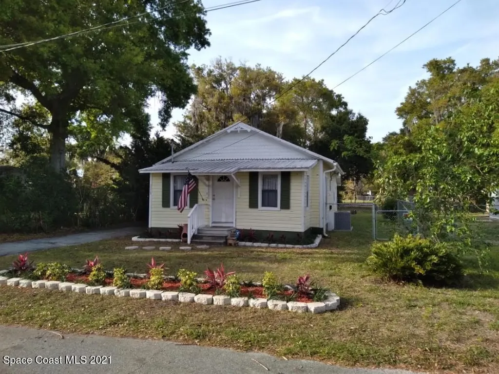 3378 Kyzer Street Mims FL 32754