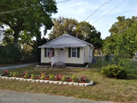 3378 Kyzer Street Mims FL 32754