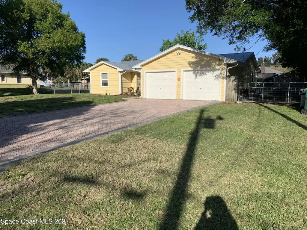 2015 Knotty Pine Road Melbourne FL 32904
