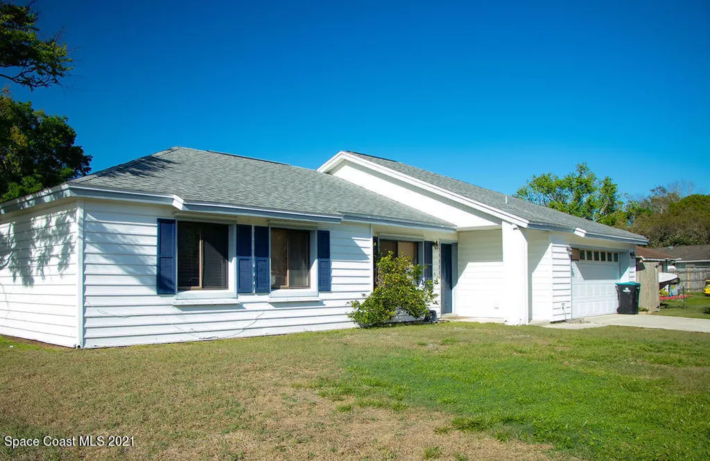 2277 Kent Street NE Palm Bay FL 32907
