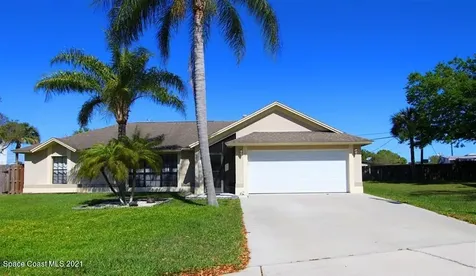 104 Crystal Lake Road Melbourne FL 32901