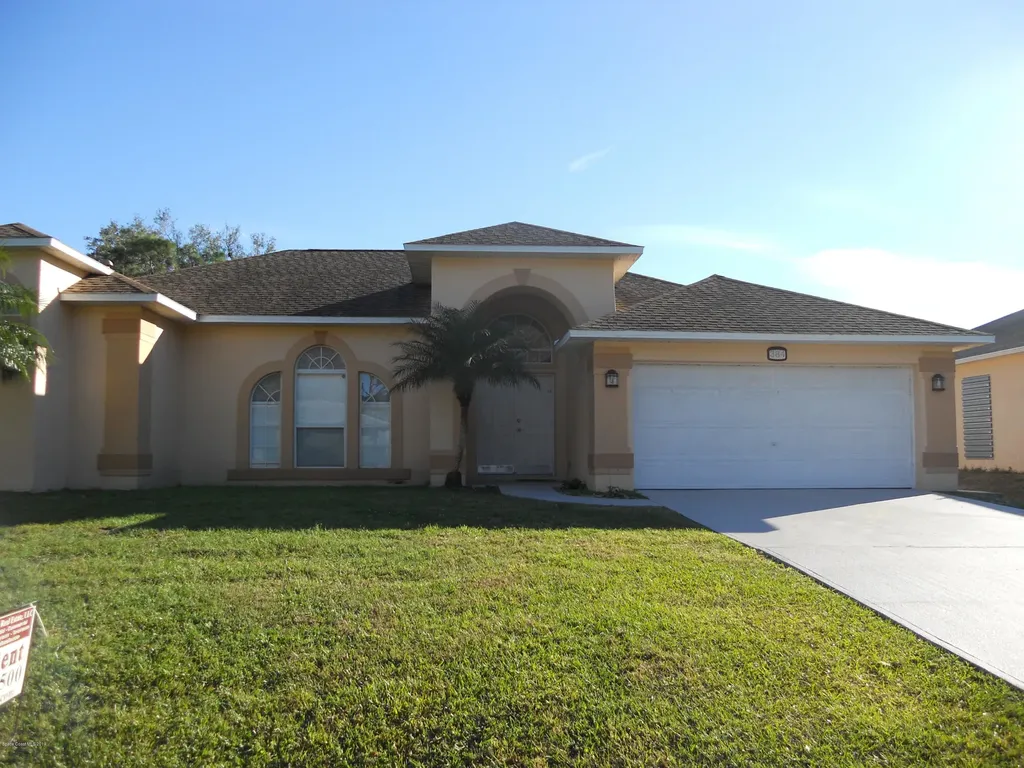 384 Abello Road SE Palm Bay FL 32909