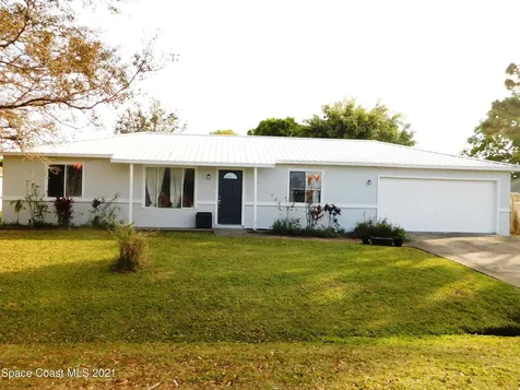 490 Newgate Street NW Palm Bay FL 32907