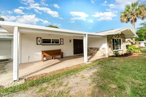 7609 Northern Oak Street Melbourne FL 32904