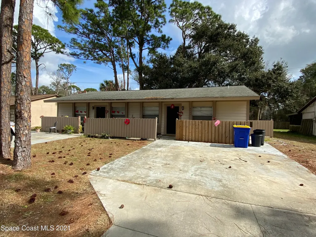 2723 India Palm Drive Edgewater FL 32141