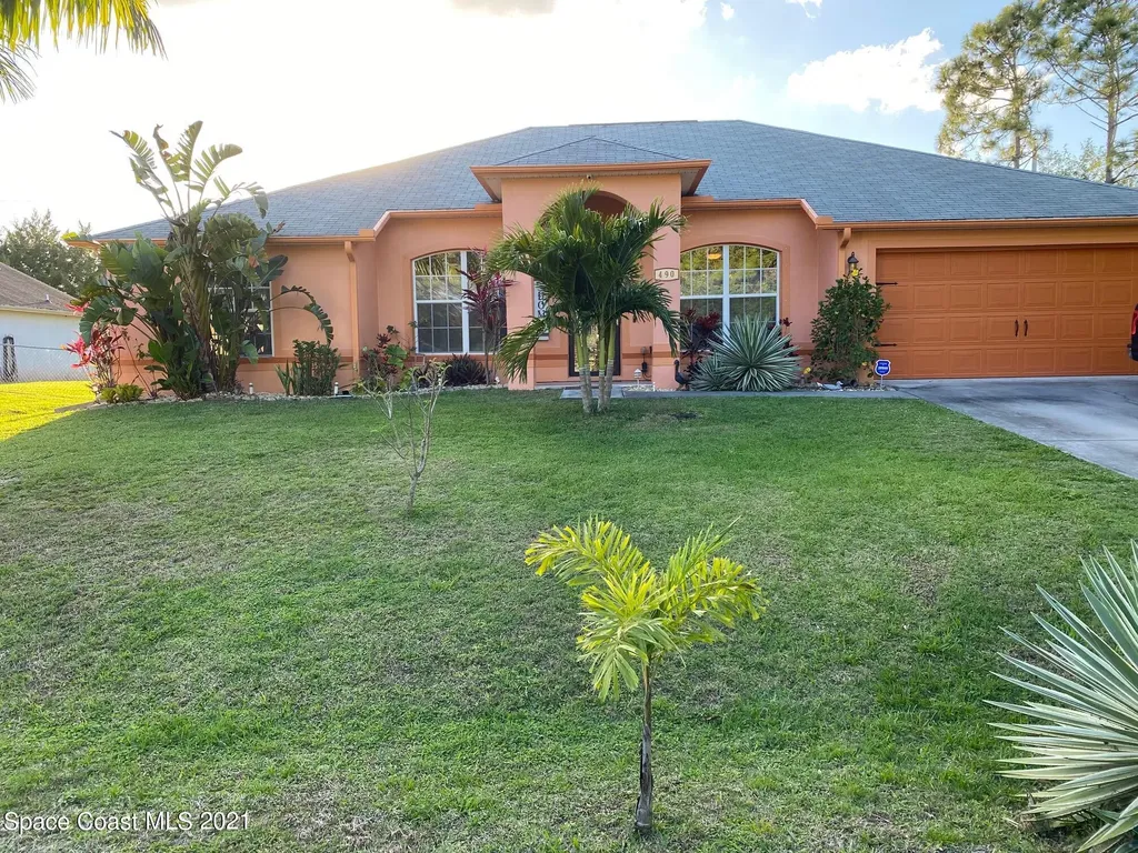 490 Hobart Avenue NW Palm Bay FL 32907