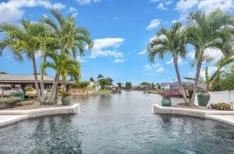 2230 Windsor Drive Merritt Island FL 32952