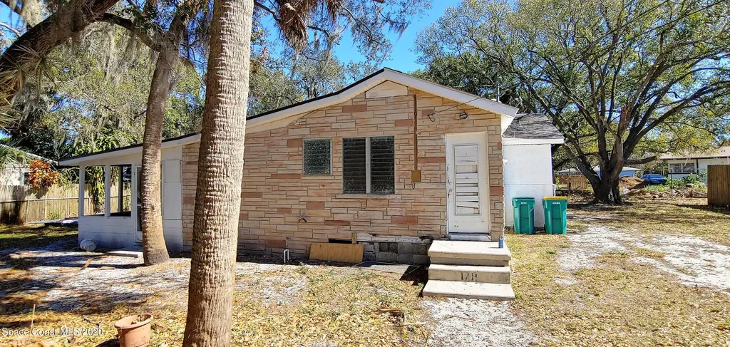 1711 Platt Street Melbourne FL 32901