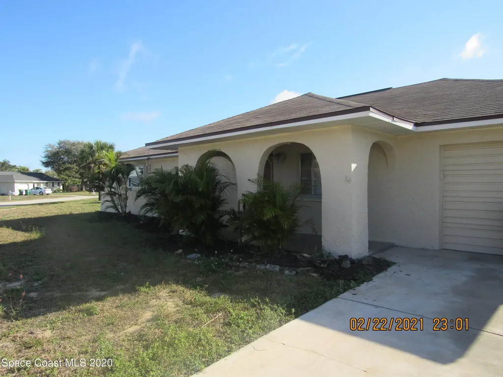1225 Arlington Circle Merritt Island FL 32952
