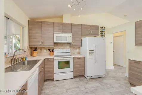 483 Empire Avenue NE Palm Bay FL 32907