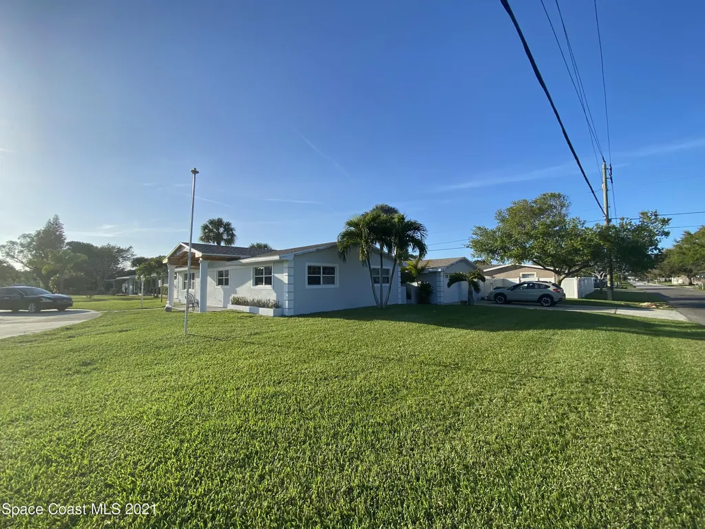 400 Cinnamon Drive Satellite Beach FL 32937