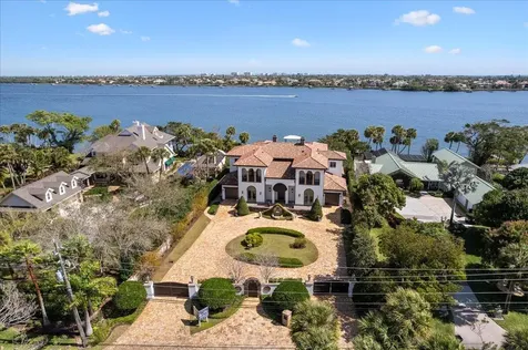 10586 S Tropical Trail Merritt Island FL 32952