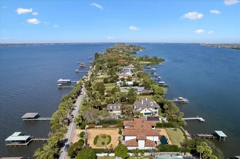 10586 S Tropical Trail Merritt Island FL 32952
