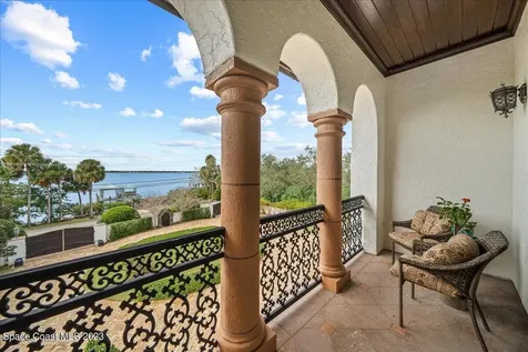 10586 S Tropical Trail Merritt Island FL 32952