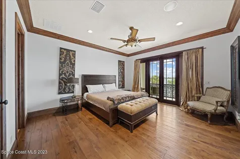 10586 S Tropical Trail Merritt Island FL 32952