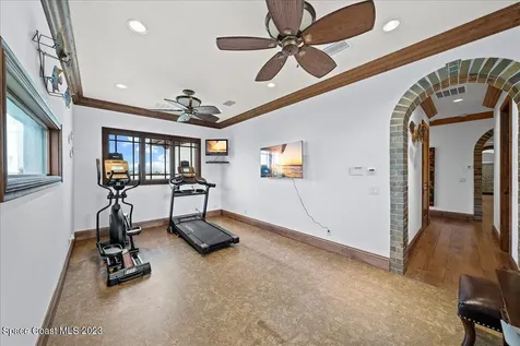 10586 S Tropical Trail Merritt Island FL 32952