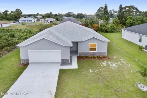 362 Comet Avenue SE Palm Bay FL 32909