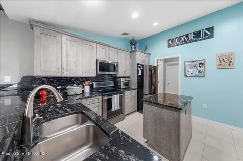 2215 Wilcox Street Melbourne FL 32904
