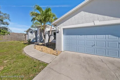 2215 Wilcox Street Melbourne FL 32904