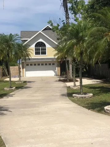 1405 S Riverside Drive Edgewater FL 32132