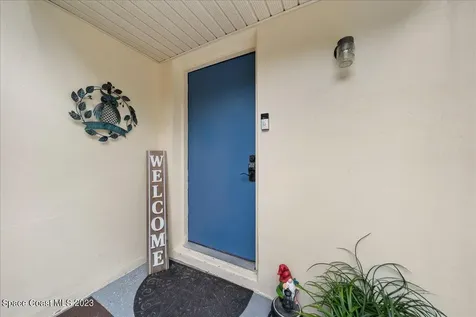 2113 Vista Oaks Circle NE Palm Bay FL 32905