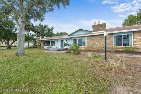 1136 Riverside Drive Titusville FL 32780