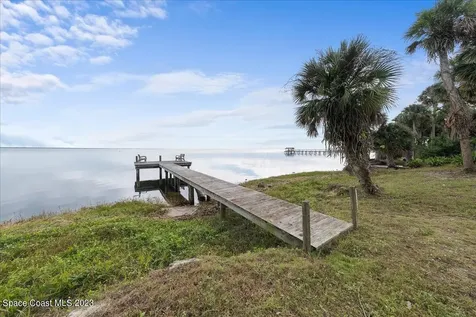 1136 Riverside Drive Titusville FL 32780