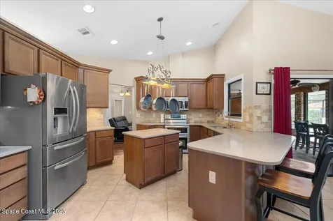 336 Peggy Circle NE Palm Bay FL 32907