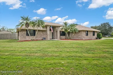 336 Peggy Circle NE Palm Bay FL 32907