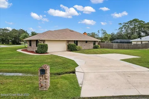 336 Peggy Circle NE Palm Bay FL 32907