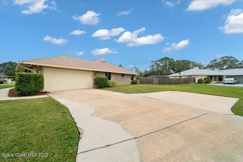 336 Peggy Circle NE Palm Bay FL 32907
