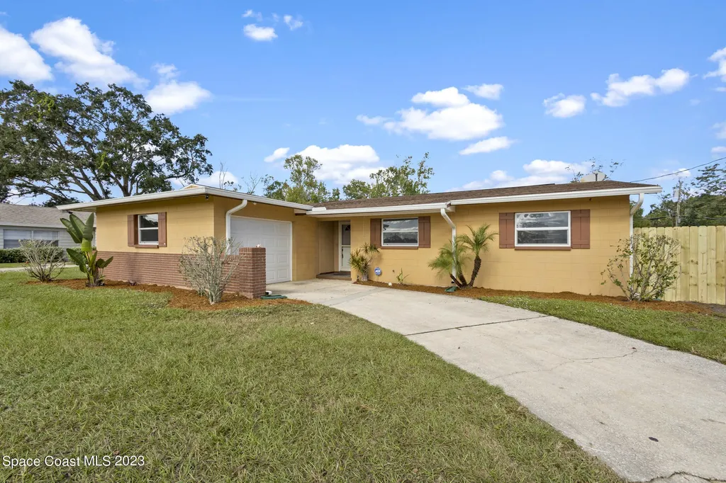 1113 N Singleton Avenue Titusville FL 32796