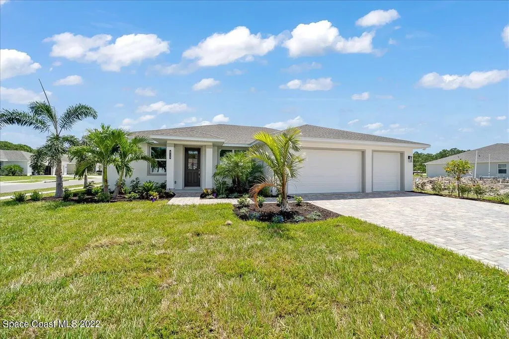 1244 Captiva Island Circle SW Palm Bay FL 32908