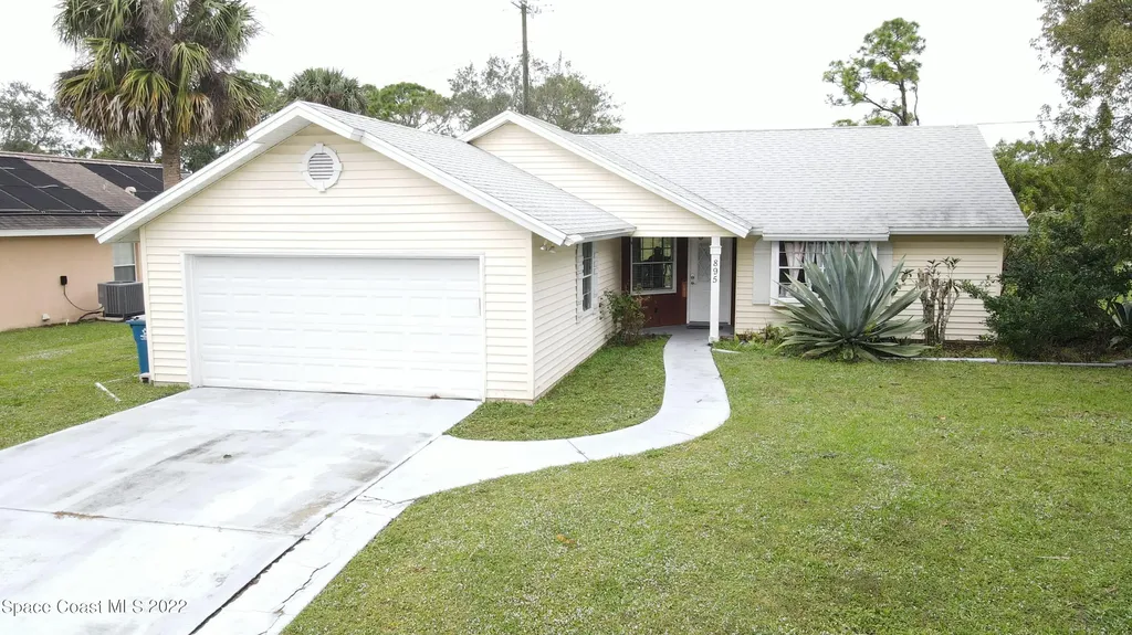895 Brisbane Street NE Palm Bay FL 32907