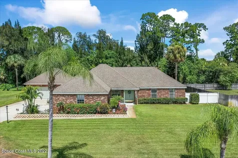 664 Manor Place Melbourne FL 32904