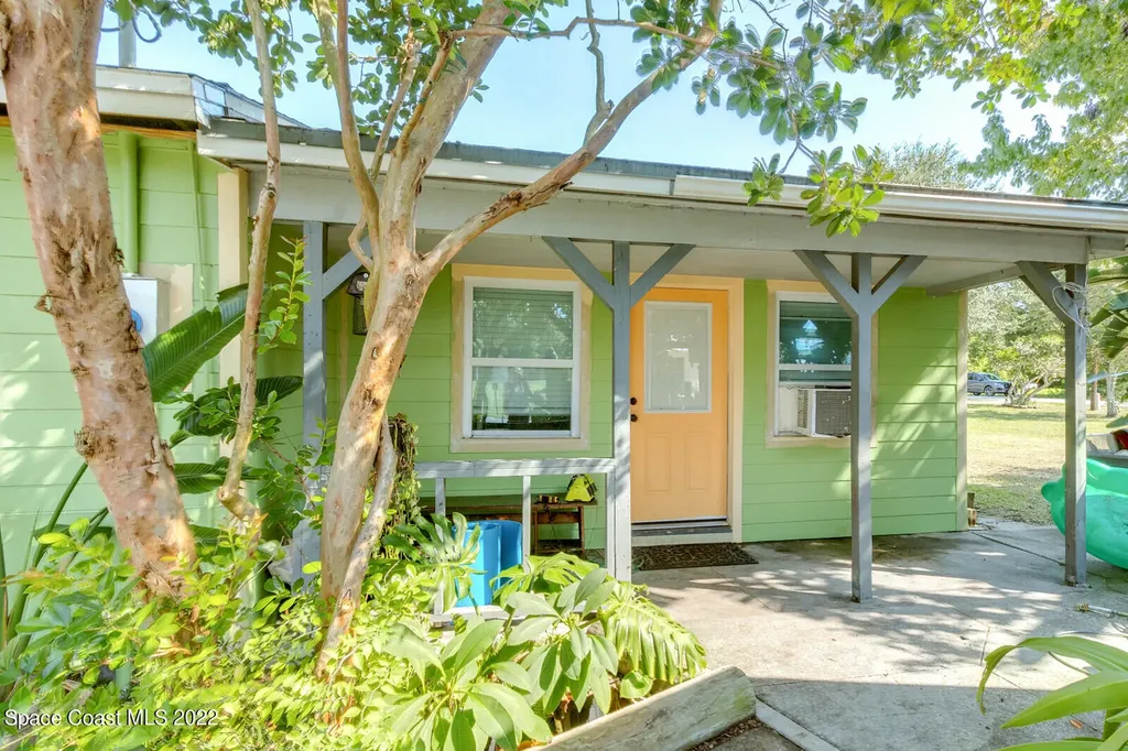 3880 Fooshe Avenue Sebastian FL 32976