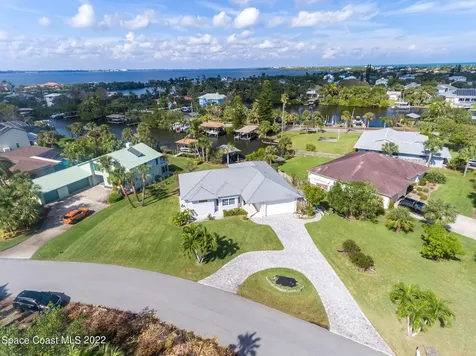 380 Lakeview Drive Melbourne Beach FL 32951