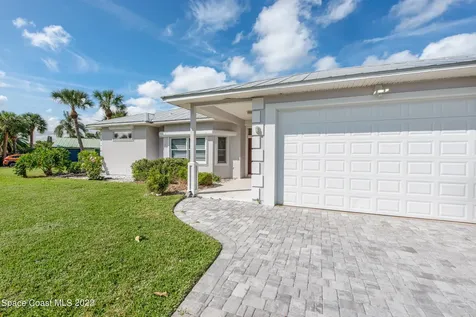380 Lakeview Drive Melbourne Beach FL 32951