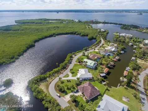 380 Lakeview Drive Melbourne Beach FL 32951