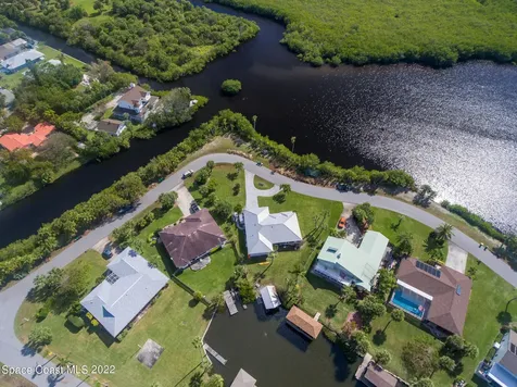 380 Lakeview Drive Melbourne Beach FL 32951