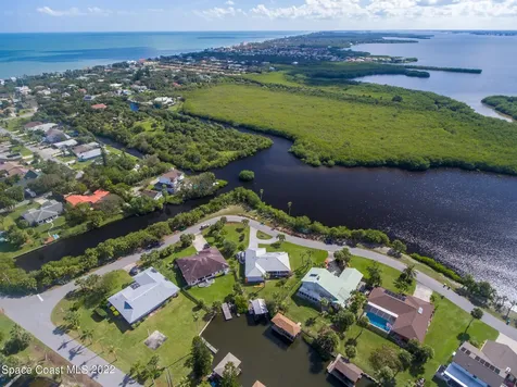 380 Lakeview Drive Melbourne Beach FL 32951