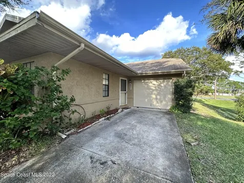 454 L M Davey Lane Titusville FL 32780