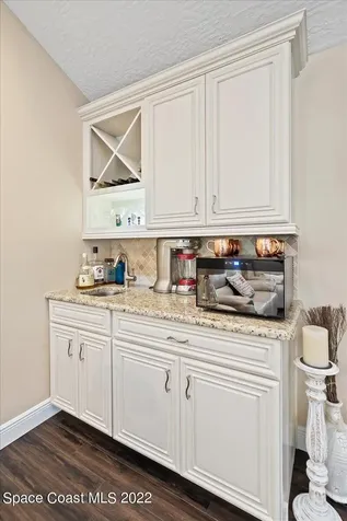 2076 S Courtenay Parkway Merritt Island FL 32952